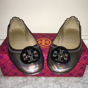 MINNIE TRAVEL BALLET LOGO-HOLOGRAPHIC, LEATHER